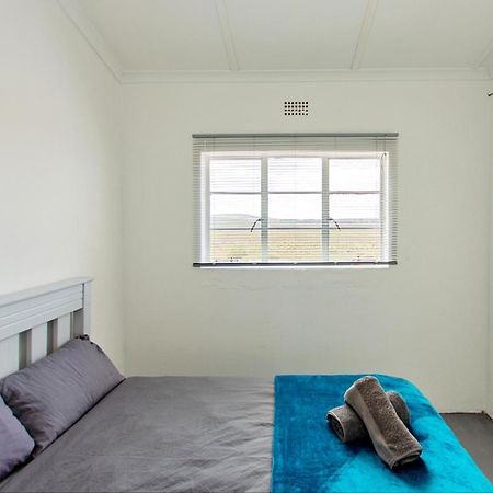 Wiggins Self Catering Apartment Jacobs Bay Bagian luar foto